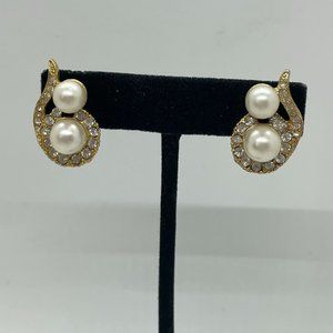 Vintage Gold Tone Swirl Clip On Earrings with Faux Pearls and Rhinestones